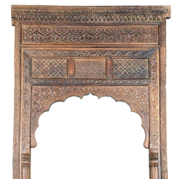 Carved Teakwood Archway from Gujarat - 19thC - Image 2