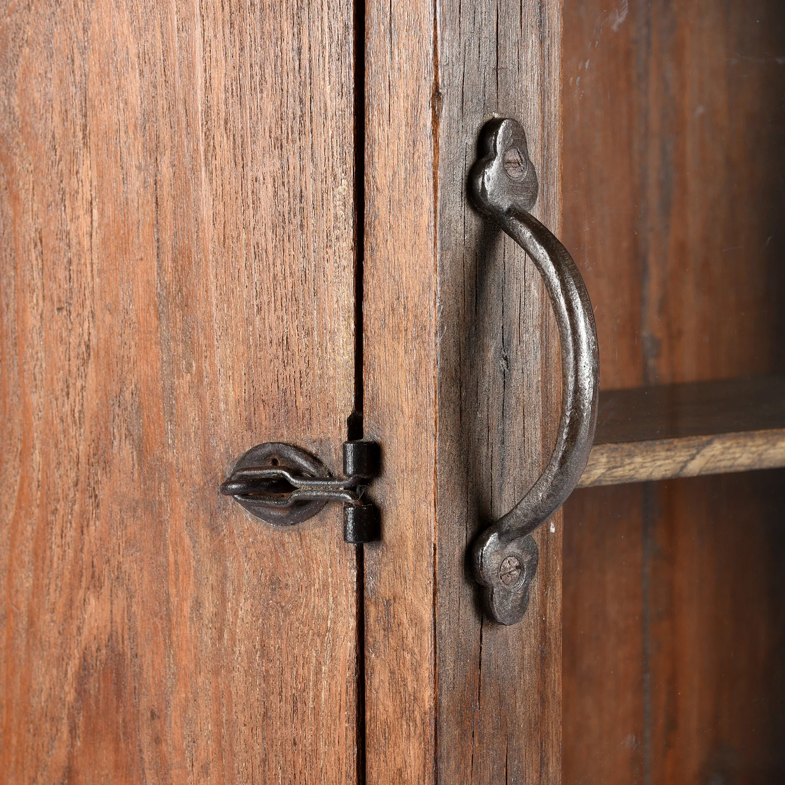 Glazed Teak Wall Cabinet From Gujarat - Ca 1920 - Image 5
