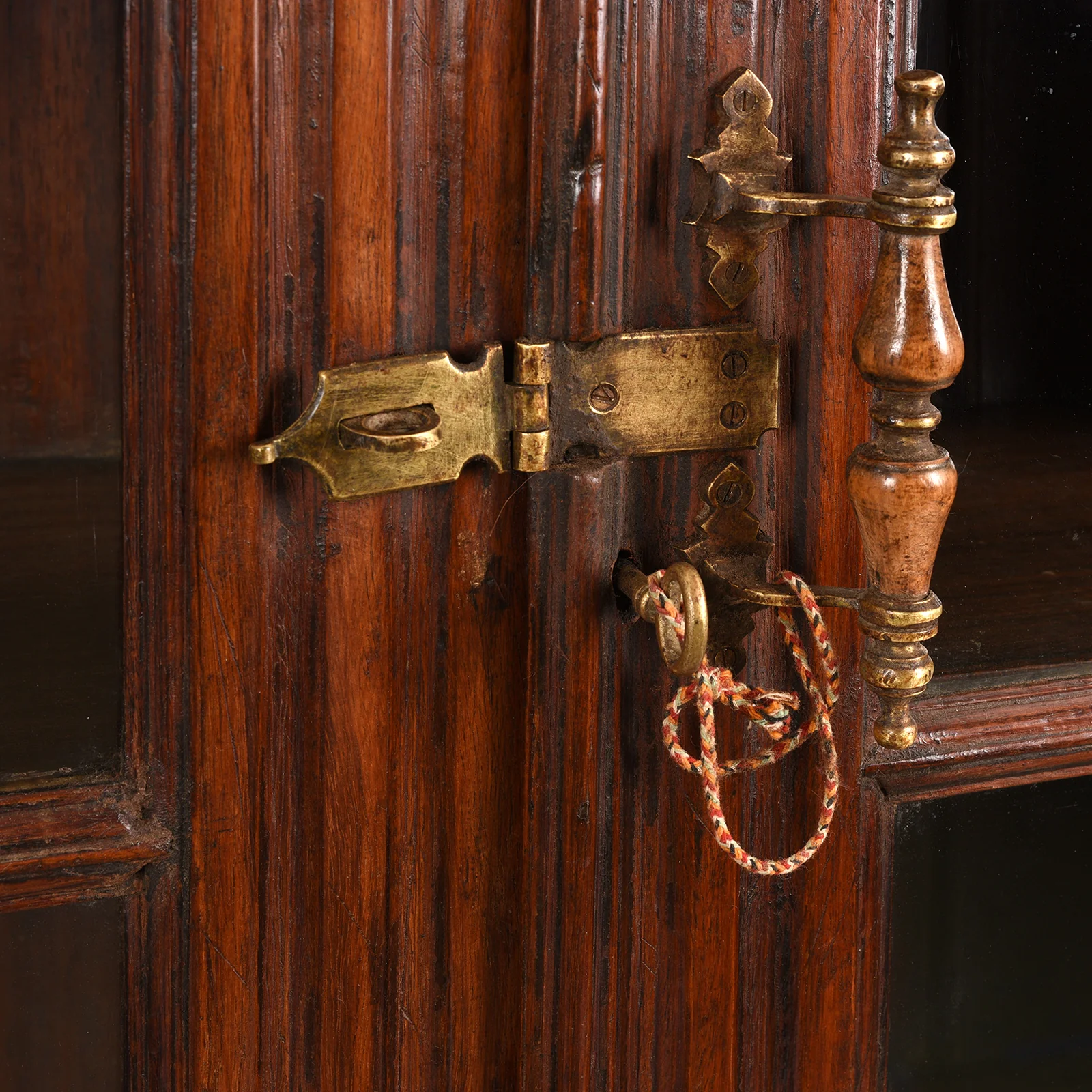 Anglo Indian Colonial Glazed Book Cabinet - 19th Century - Image 7