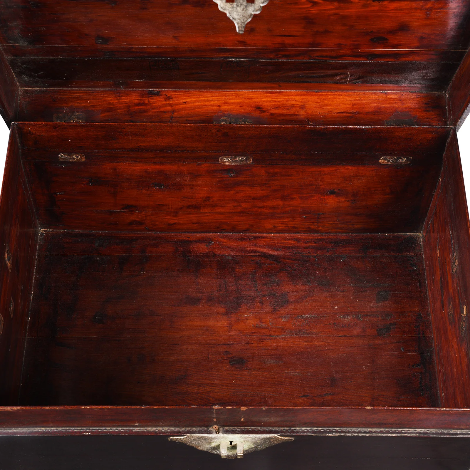 Aubergine Leather Trunk From Shanghai - Early 19thC - Image 5