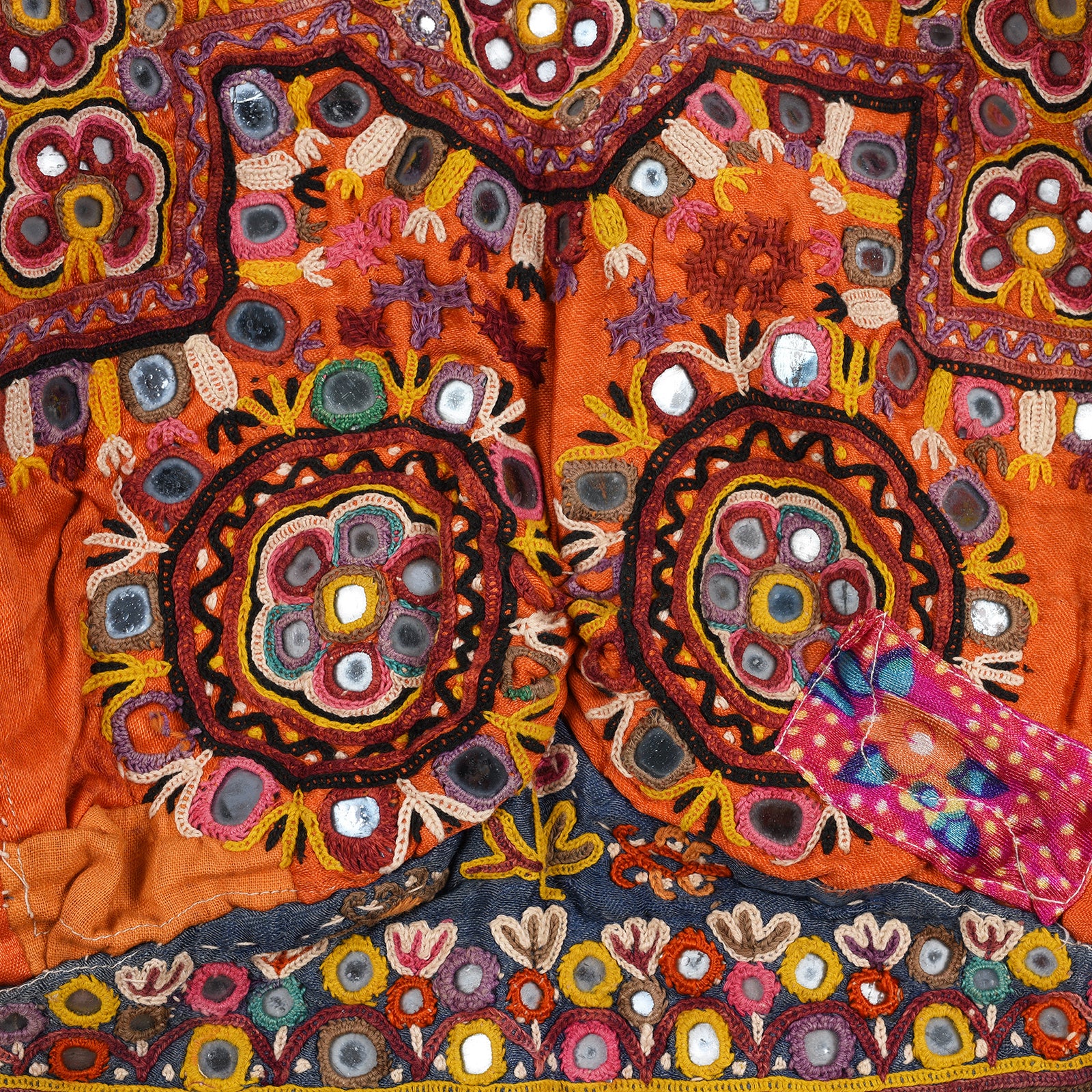 Old Embroidered Mirrorwork Blouse from Kutch - Ca 1930 - Image 5