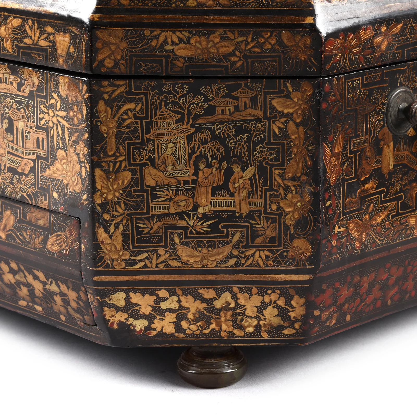 Black Lacquer Canton Export Sewing Box - Ca 1810 - Image 15