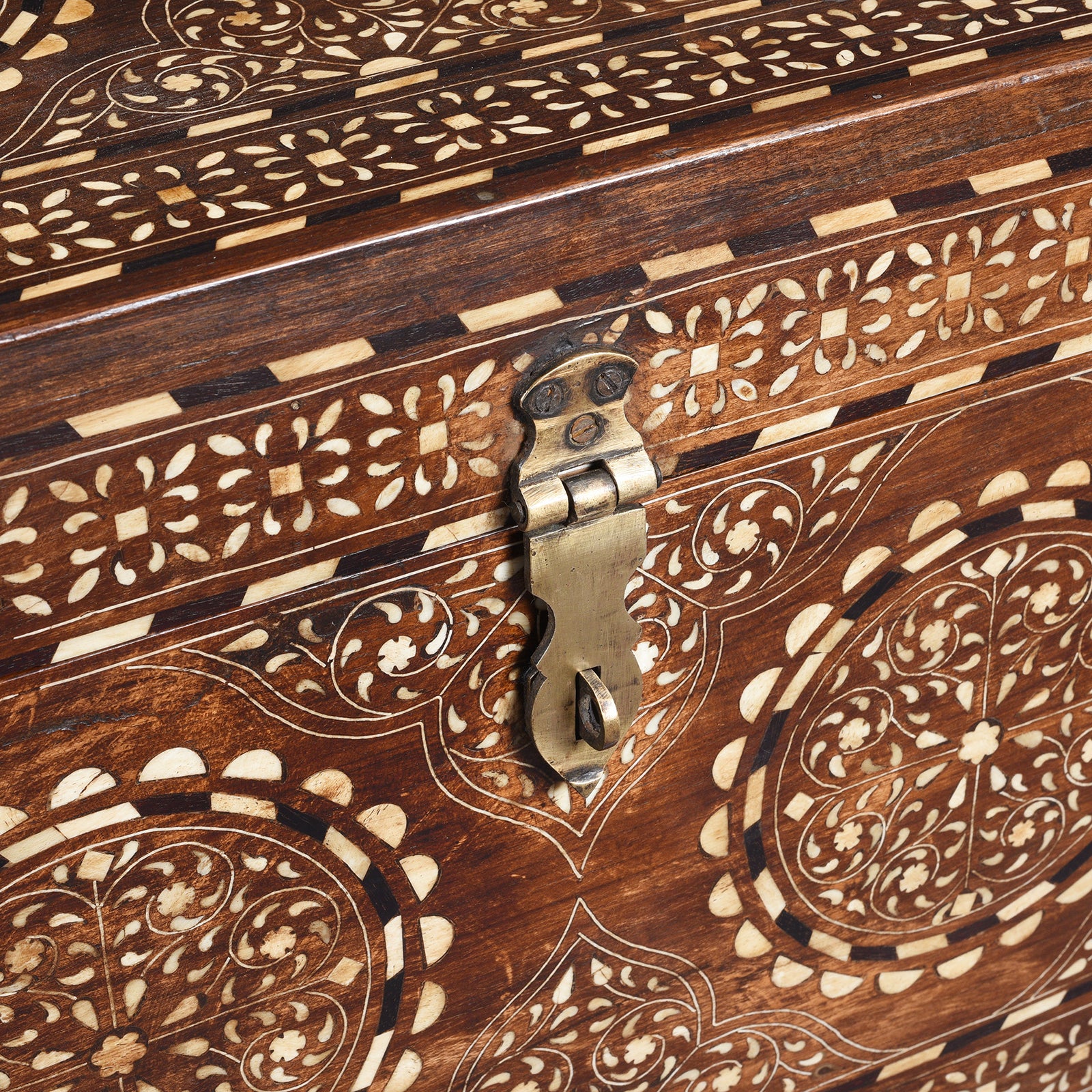Old Indian Bone Inlay Teak Chest - Ca 1900 - Image 7
