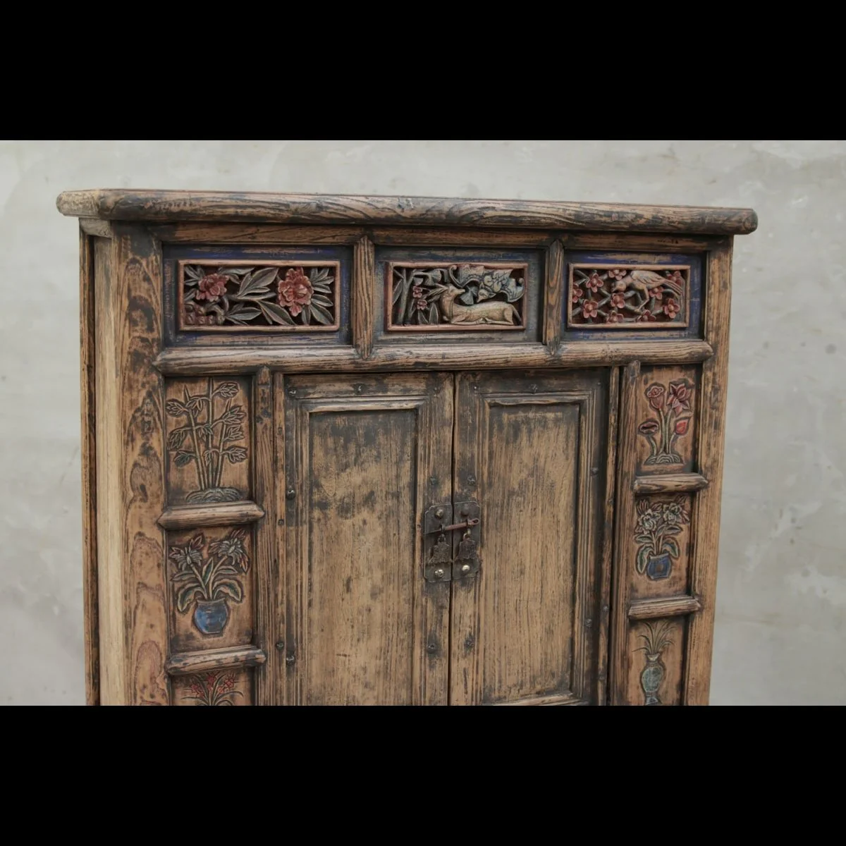 Carved Chinese Storage Cabinet from Shanxi - 19thC - Image 3