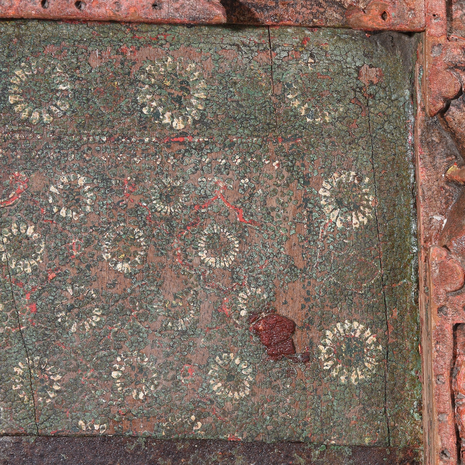 Carved Door With Original Paint From Gujarat - 19th Century - Image 9