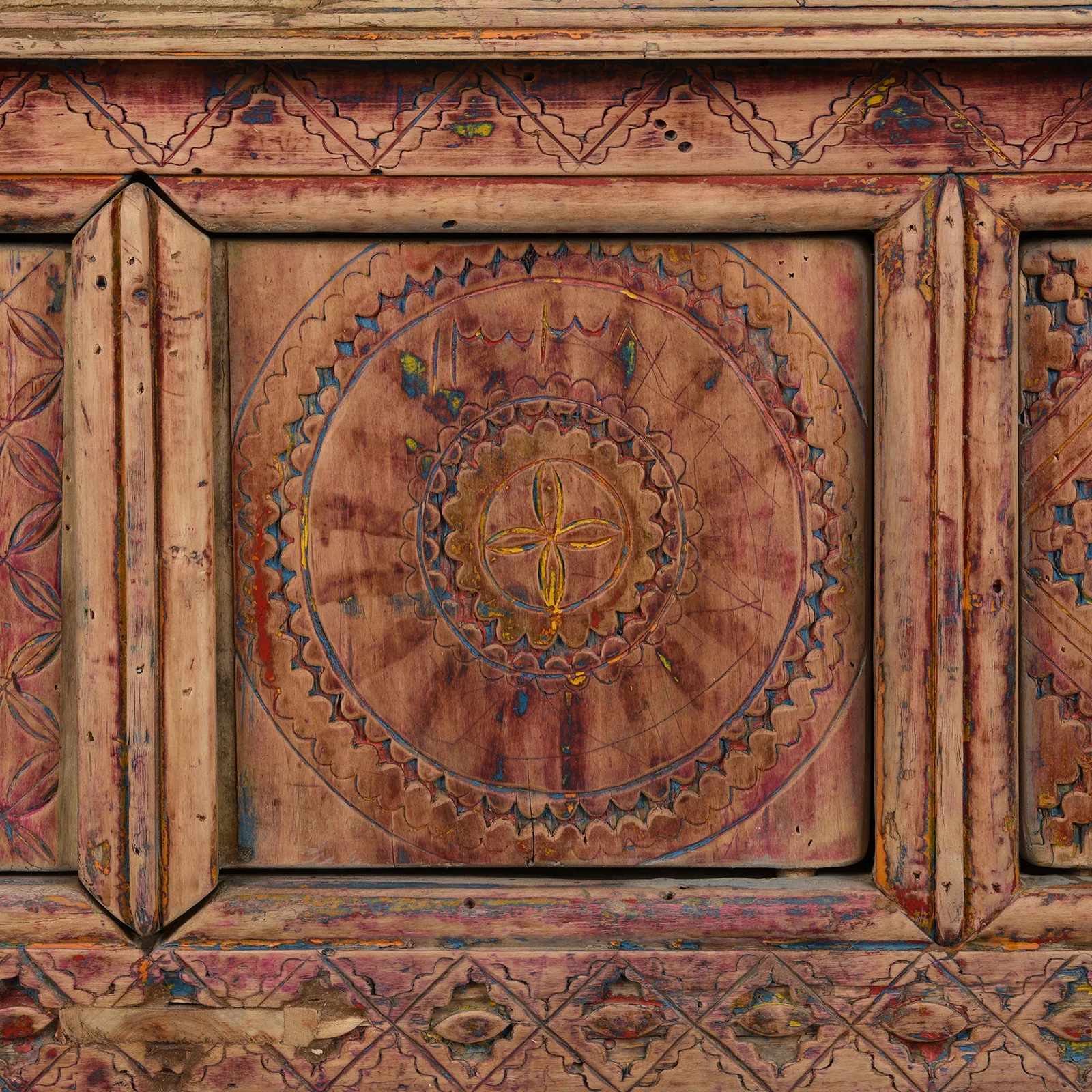 Carved Low Sideboard from Xinjiang - 19th Century - Image 9