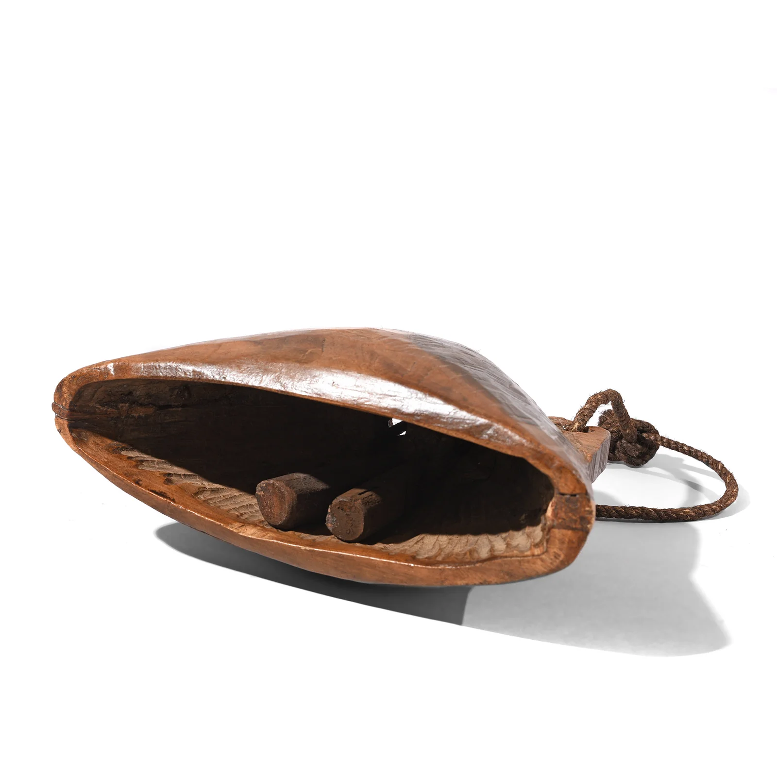 Carved Teak Cowbell From Rajasthan - Early 20th Century - Image 5