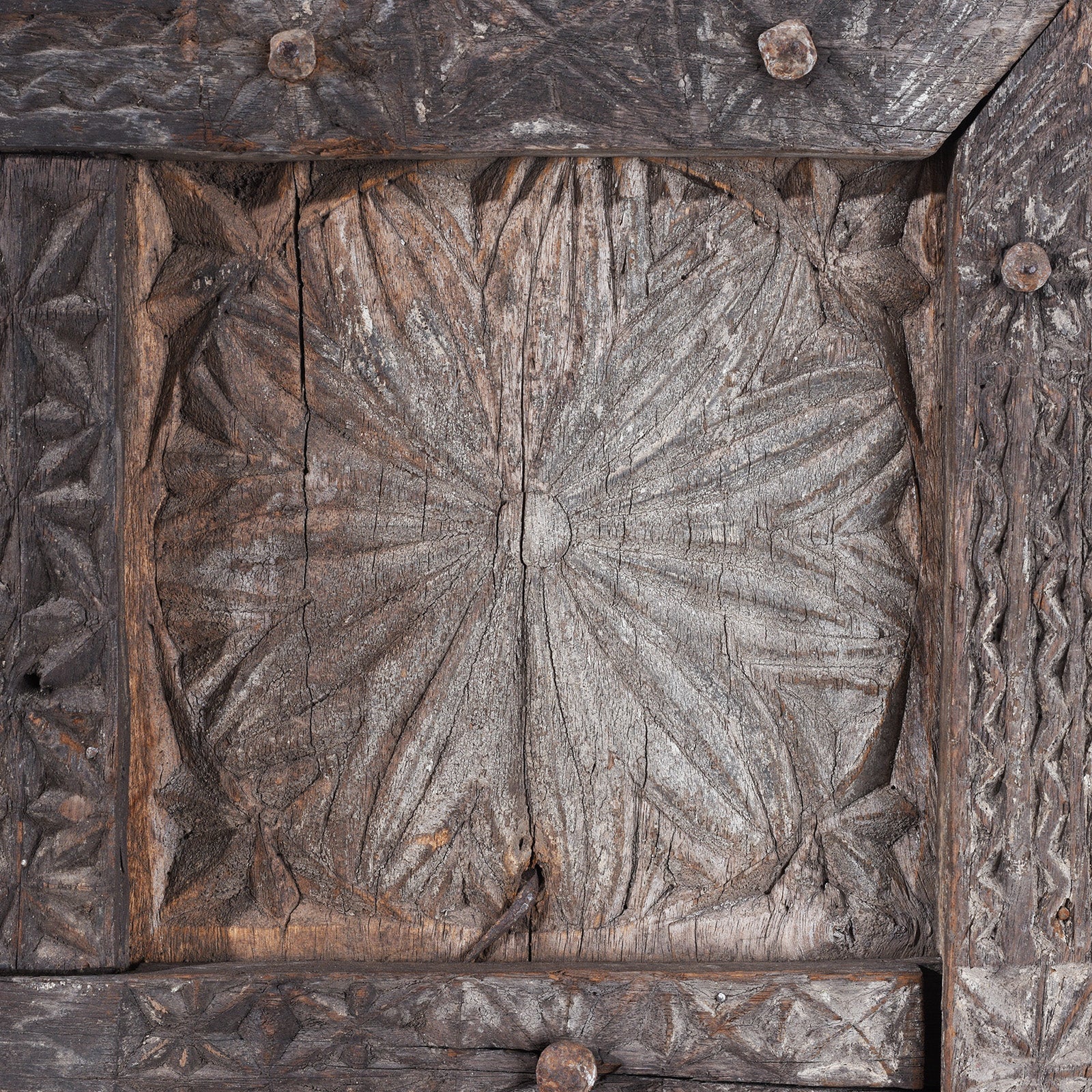 Tribal Carved Cedar Door Panel From Kullu - 19th Century - Image 5