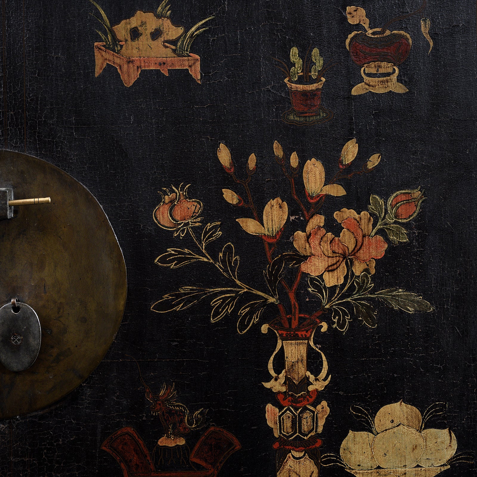 Black Lacquer Wedding Cabinet From Shanxi -19th Century - Image 10