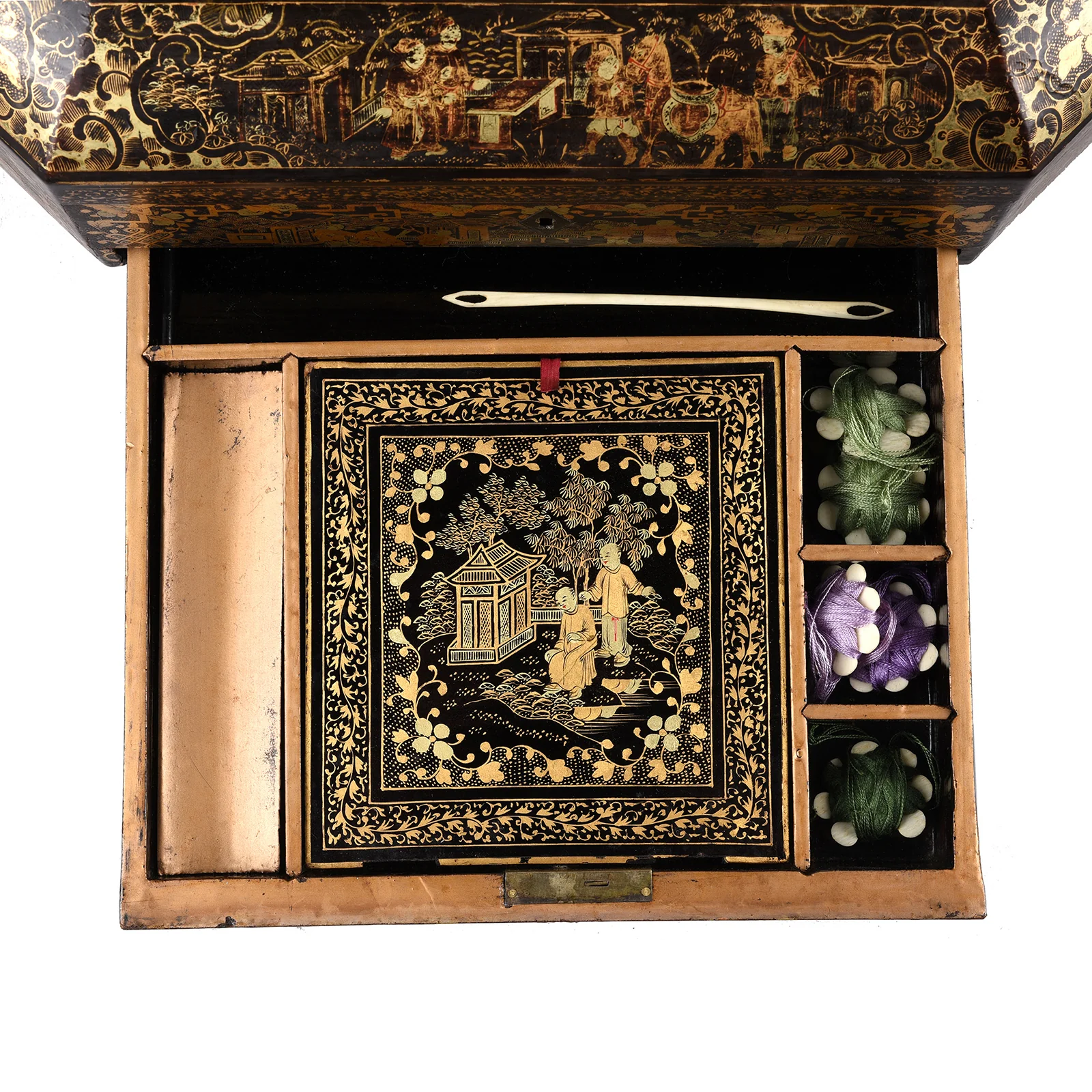 Gilt Black Lacquer Chinese Export Sewing Box - Early 19th Century - Image 8