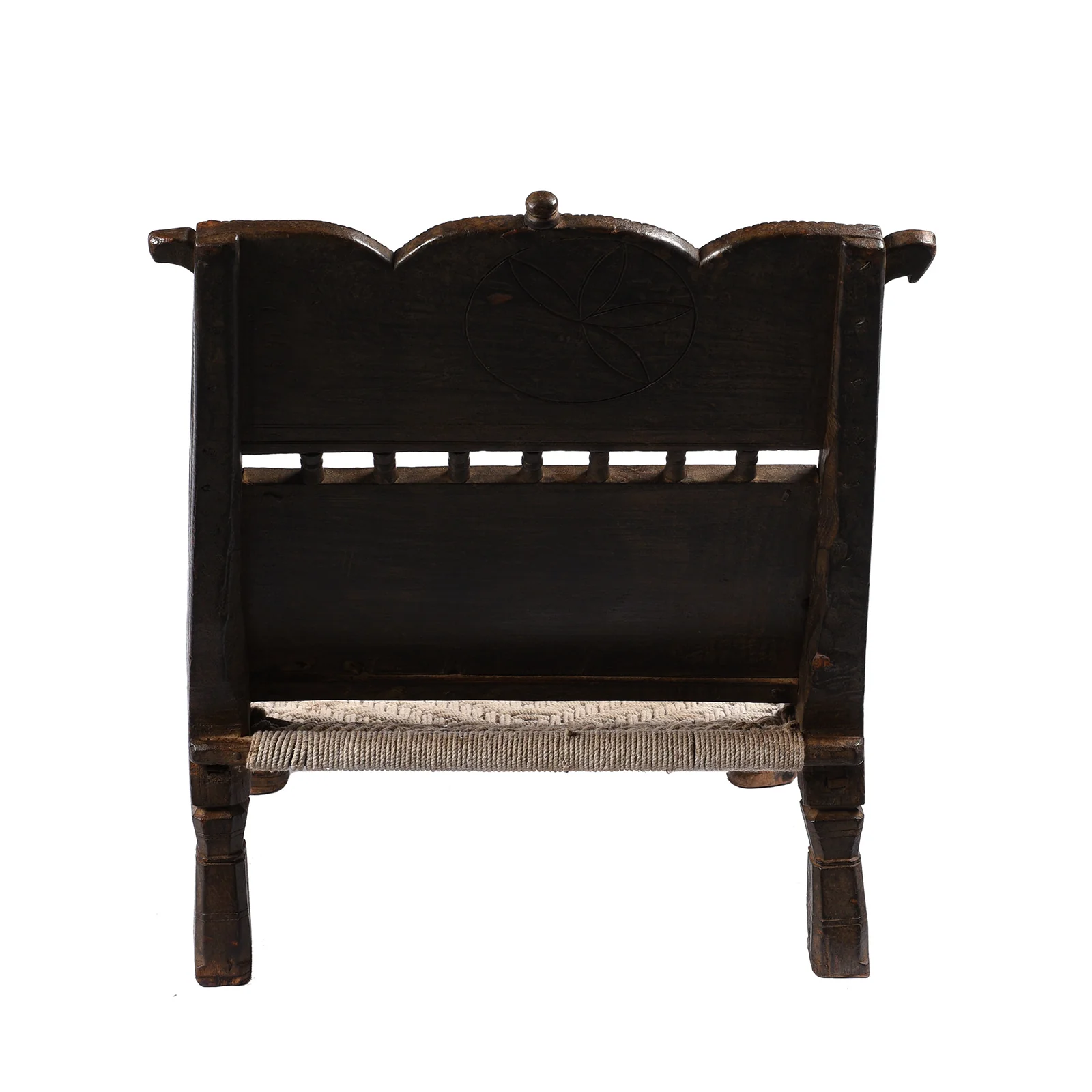 Chip Carved Low Pidha Chair From Shekhawati - 19th Century - Image 10