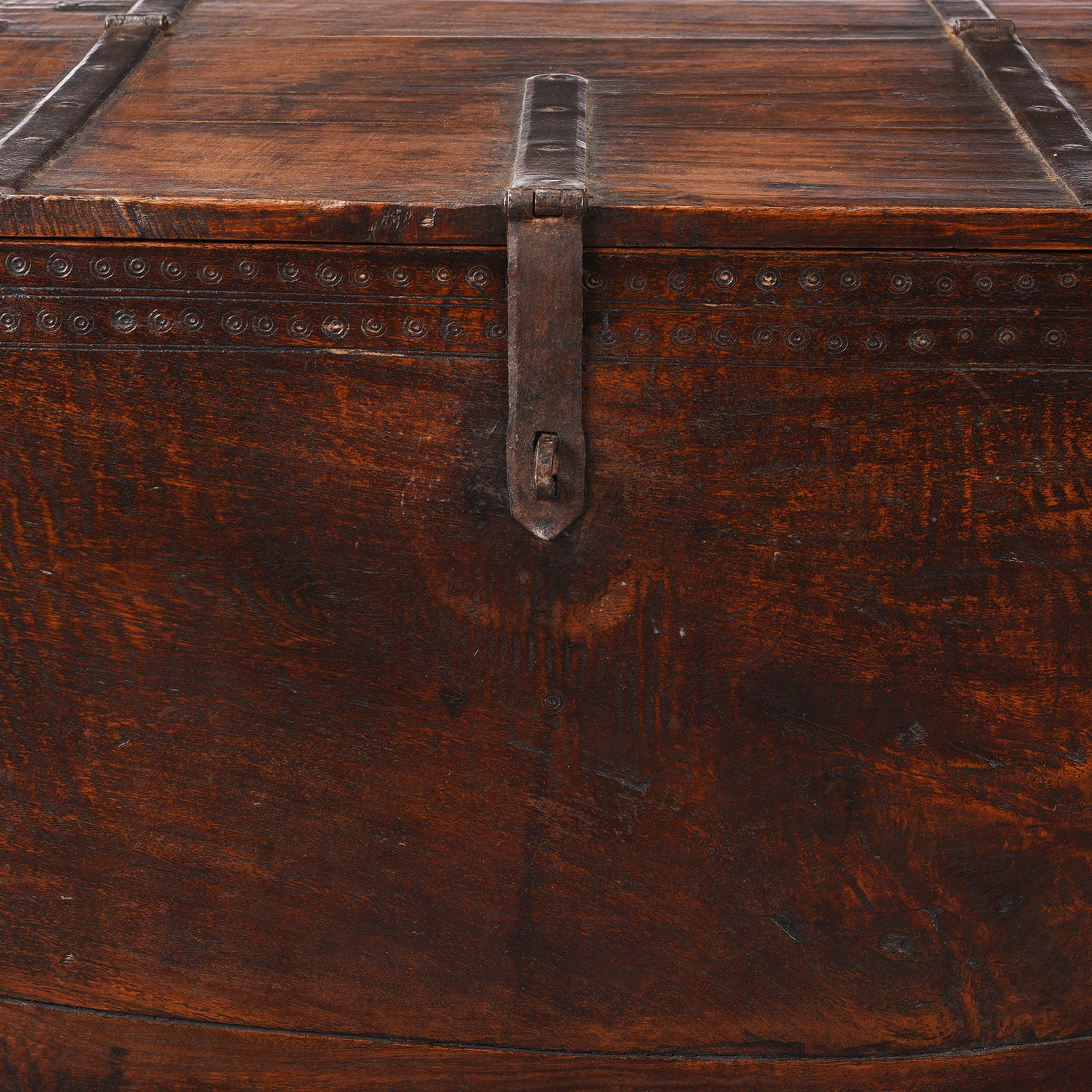 Chip Carved Dowry Box From Rajasthan - 19th Century - Image 7