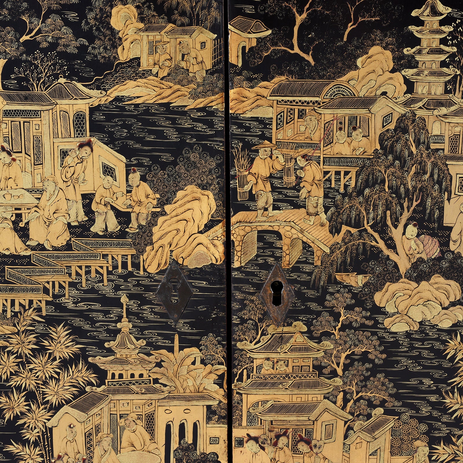 Gilt Black Lacquer Chinese Export Jewellery Cabinet - Early 19thC - Image 16