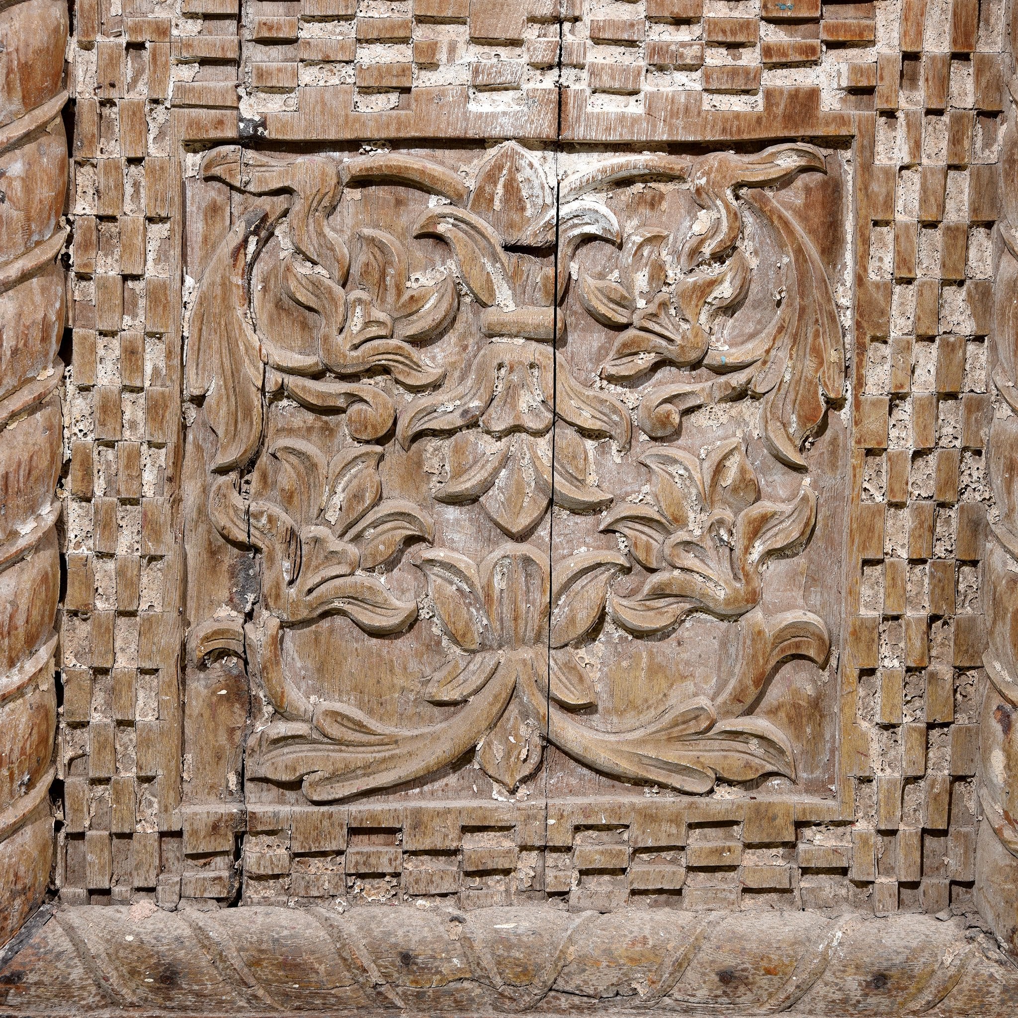 Carved Jali Purdah Screen - Mughal Style - Image 4