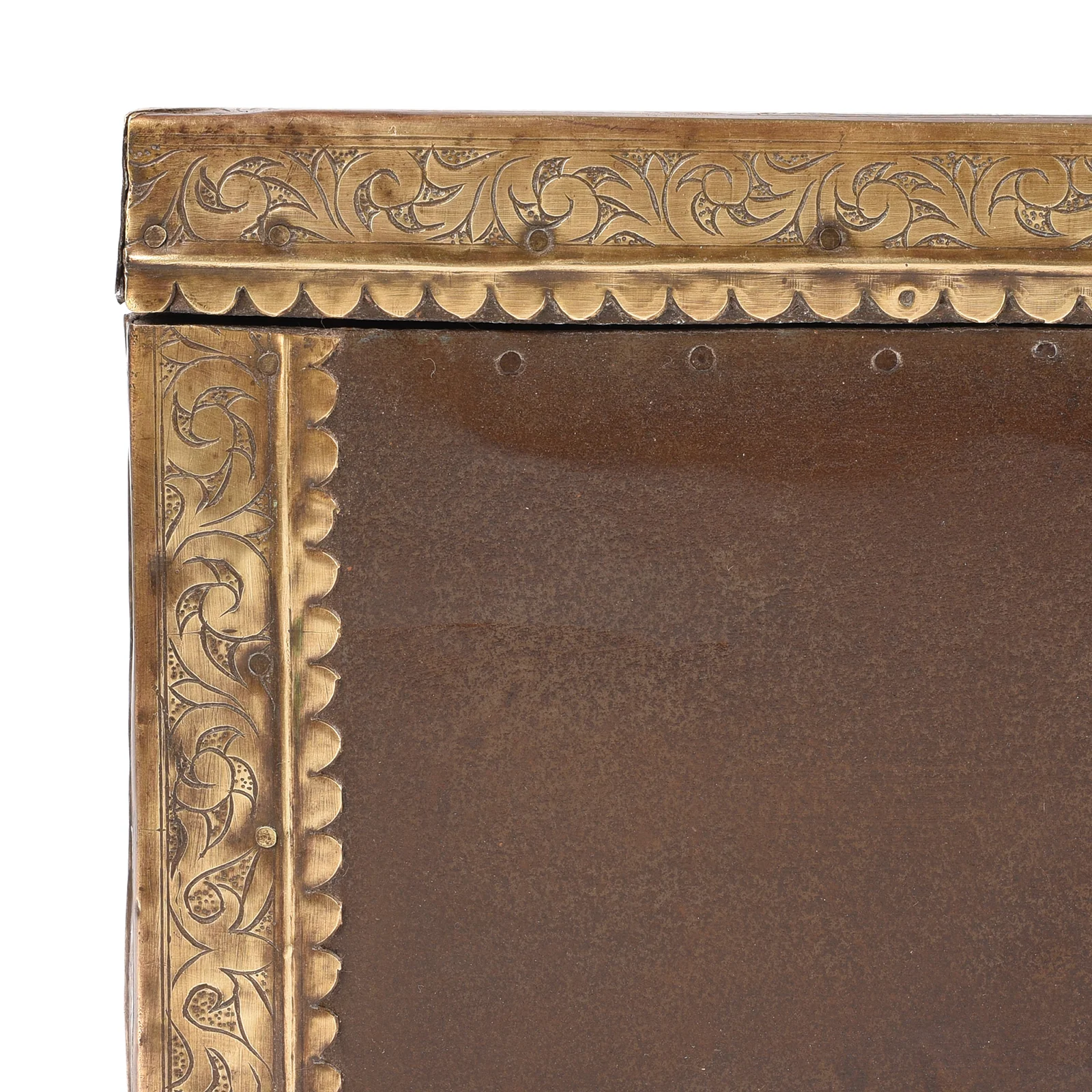 Brass & Iron Trousseau Box From Shekhawati - 19th Century - Image 7