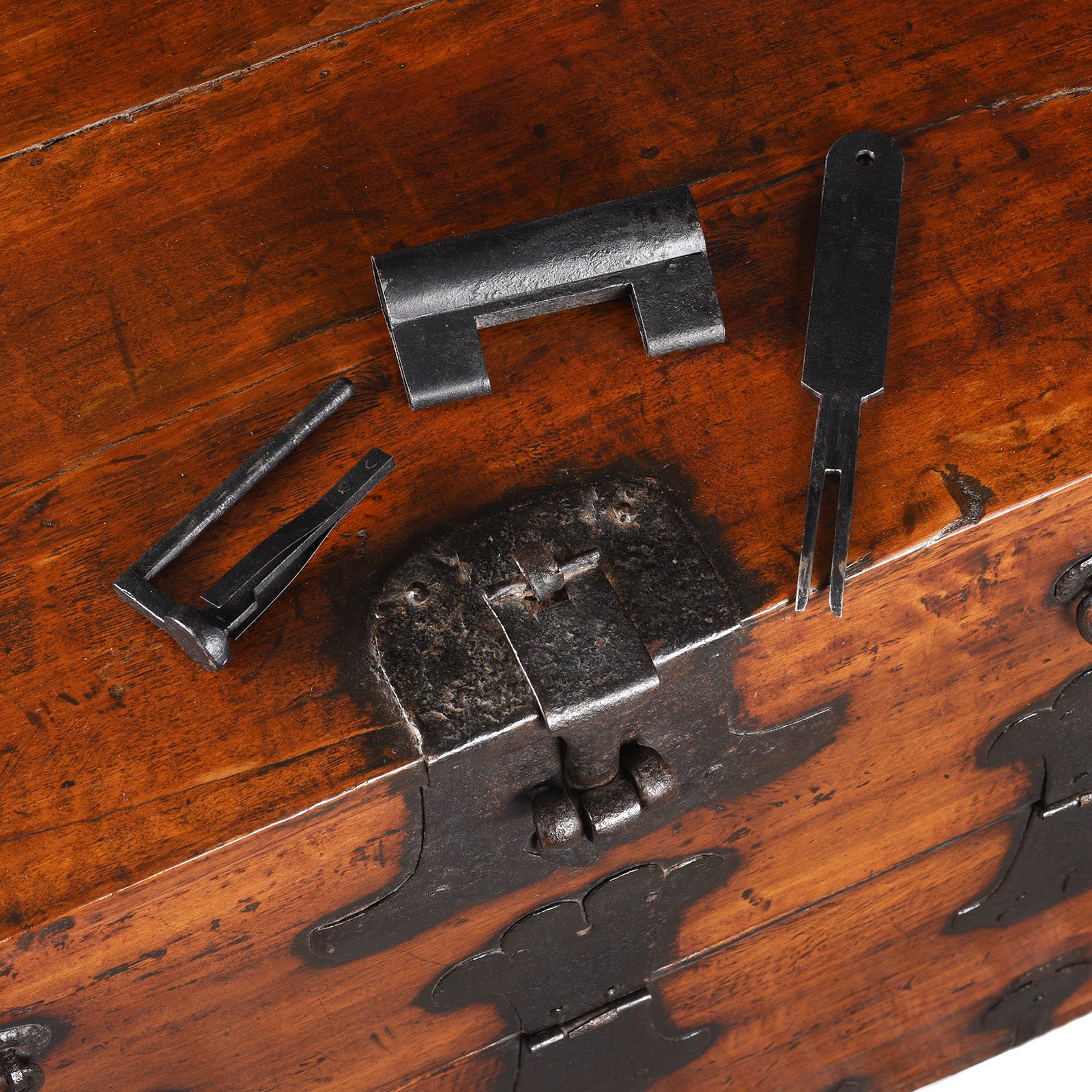Korean Pear Wood Bandaji From Jeju Do - 19th Century - Image 5