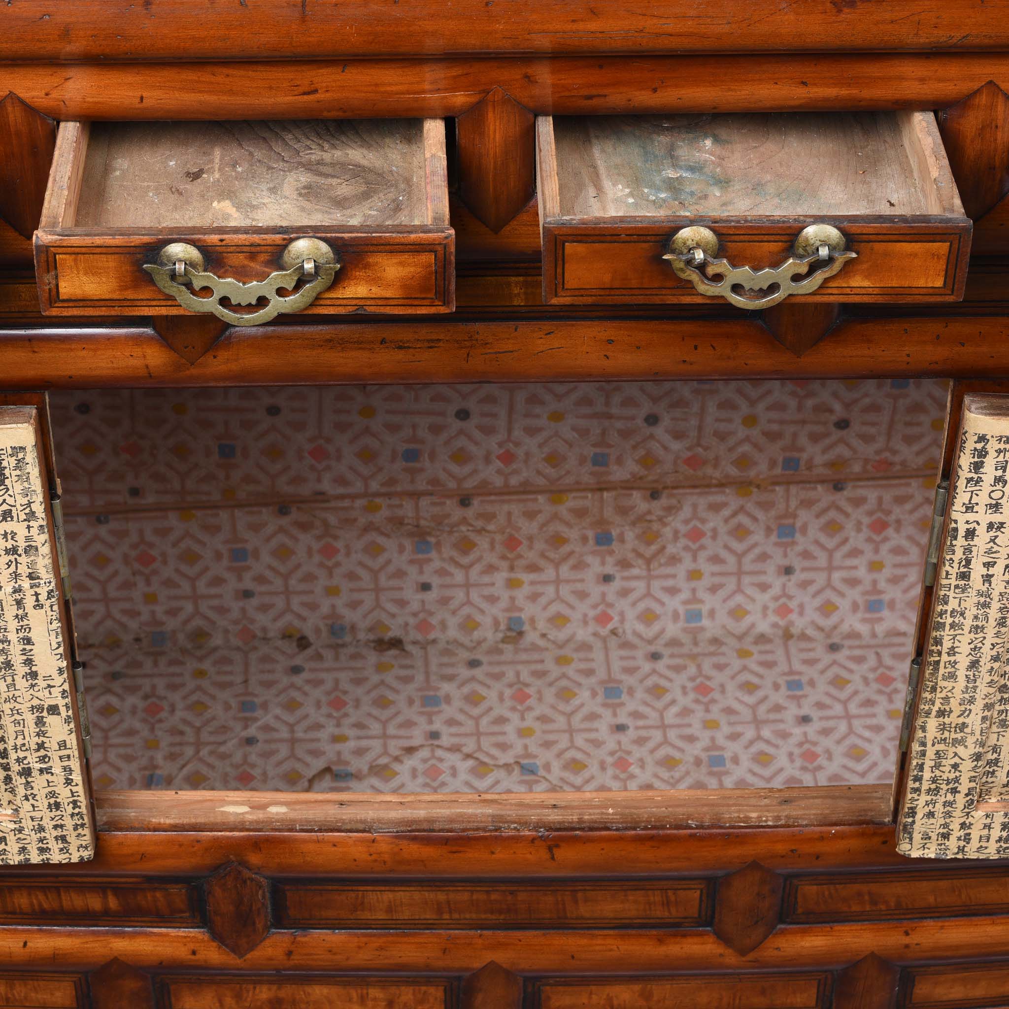 Burr Elm Korean Morijang Side Cabinet - Early 20thC - Image 4