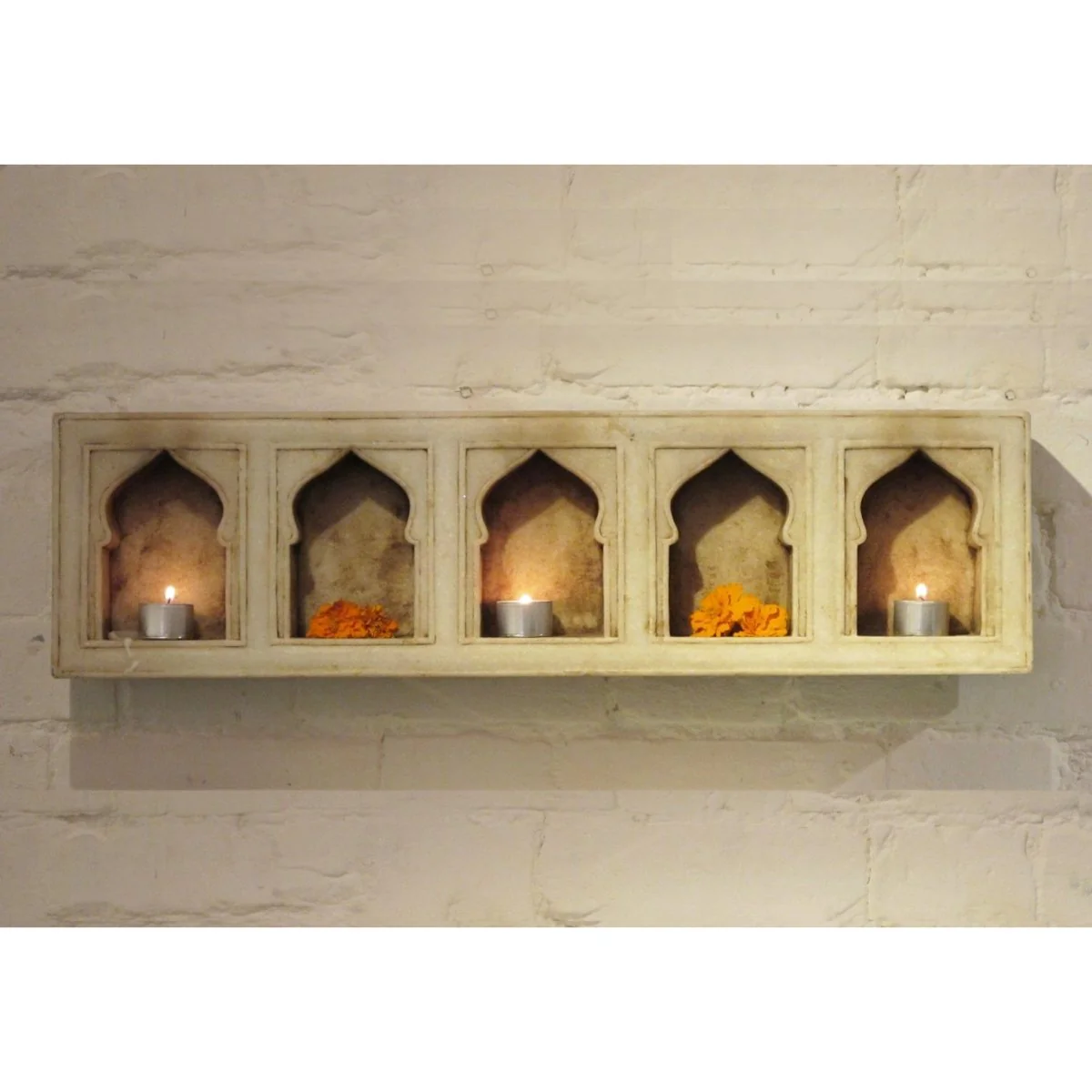White Marble Lamp Niche - Mughal Style - Image 7