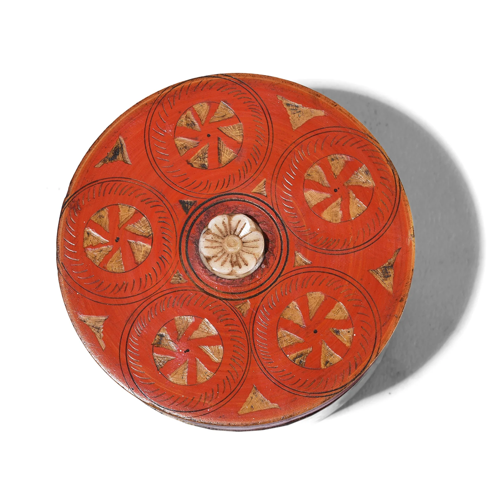 Old Scratchwork Indian Lacquer Pot From Rajasthan - Early 20thC - Image 3