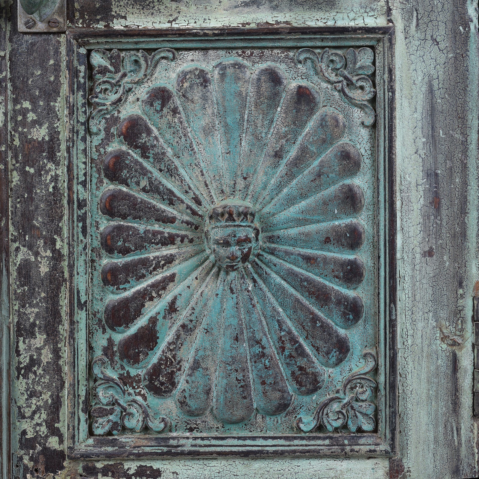 Painted Sunburst Almirah Cabinet - 19th Century - Image 8