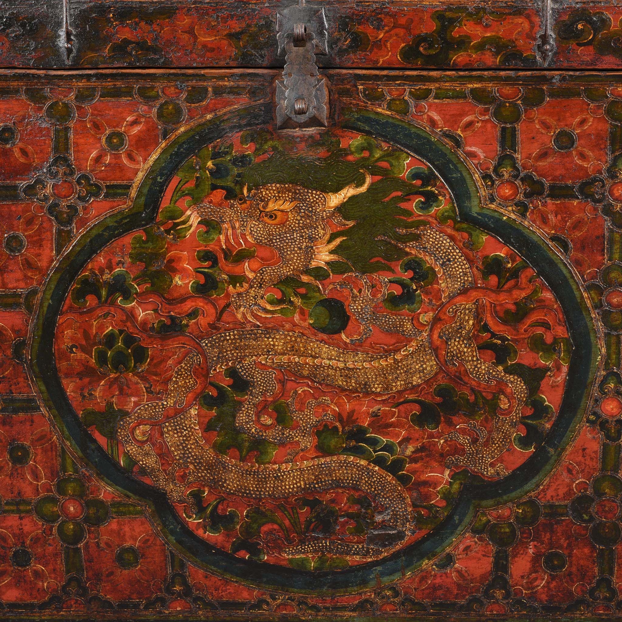 Painted Tibetan 'Dragon' Storage Chest - 18th Century - Image 4