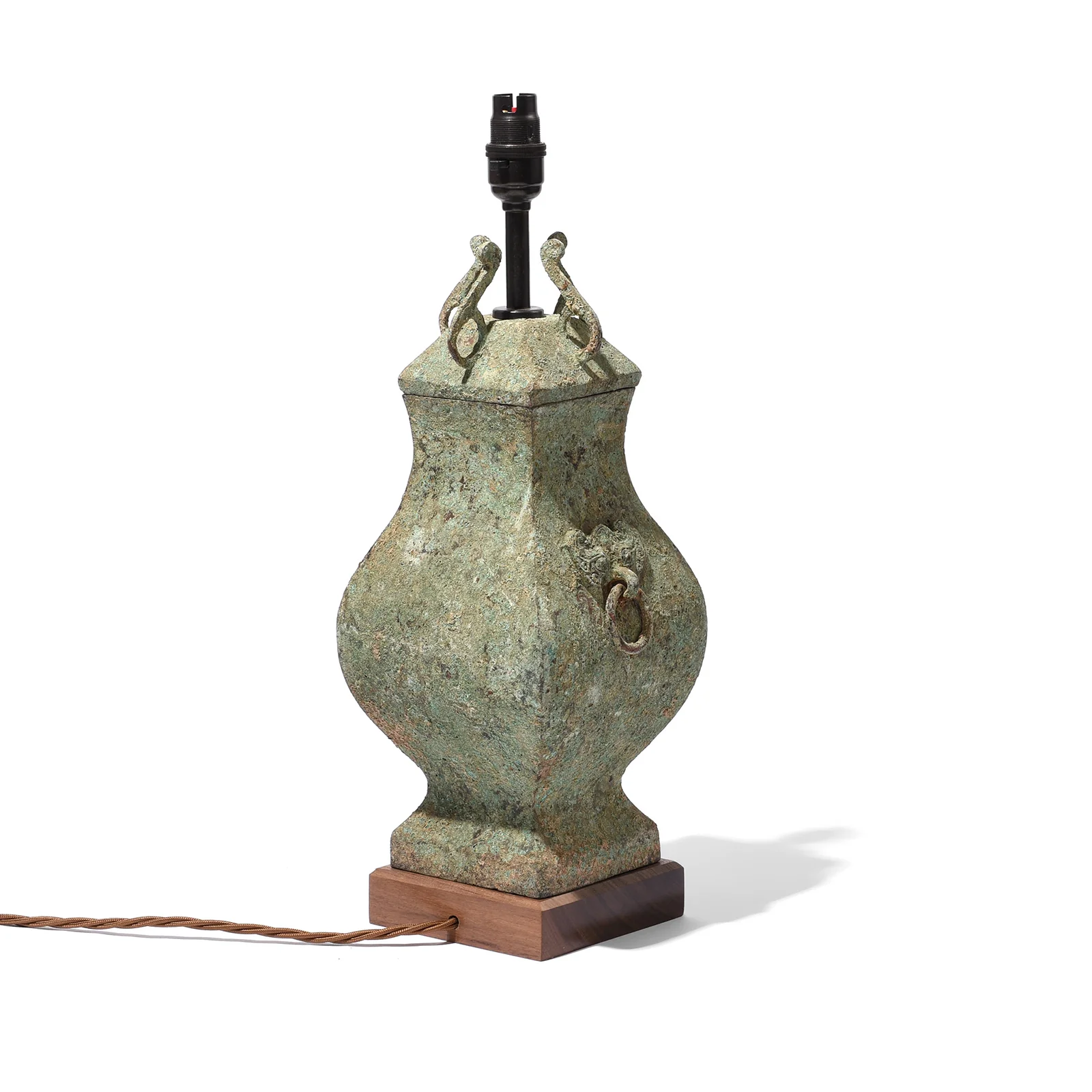 Tang Dynasty Style Bronze Vessel Lamp - Image 4