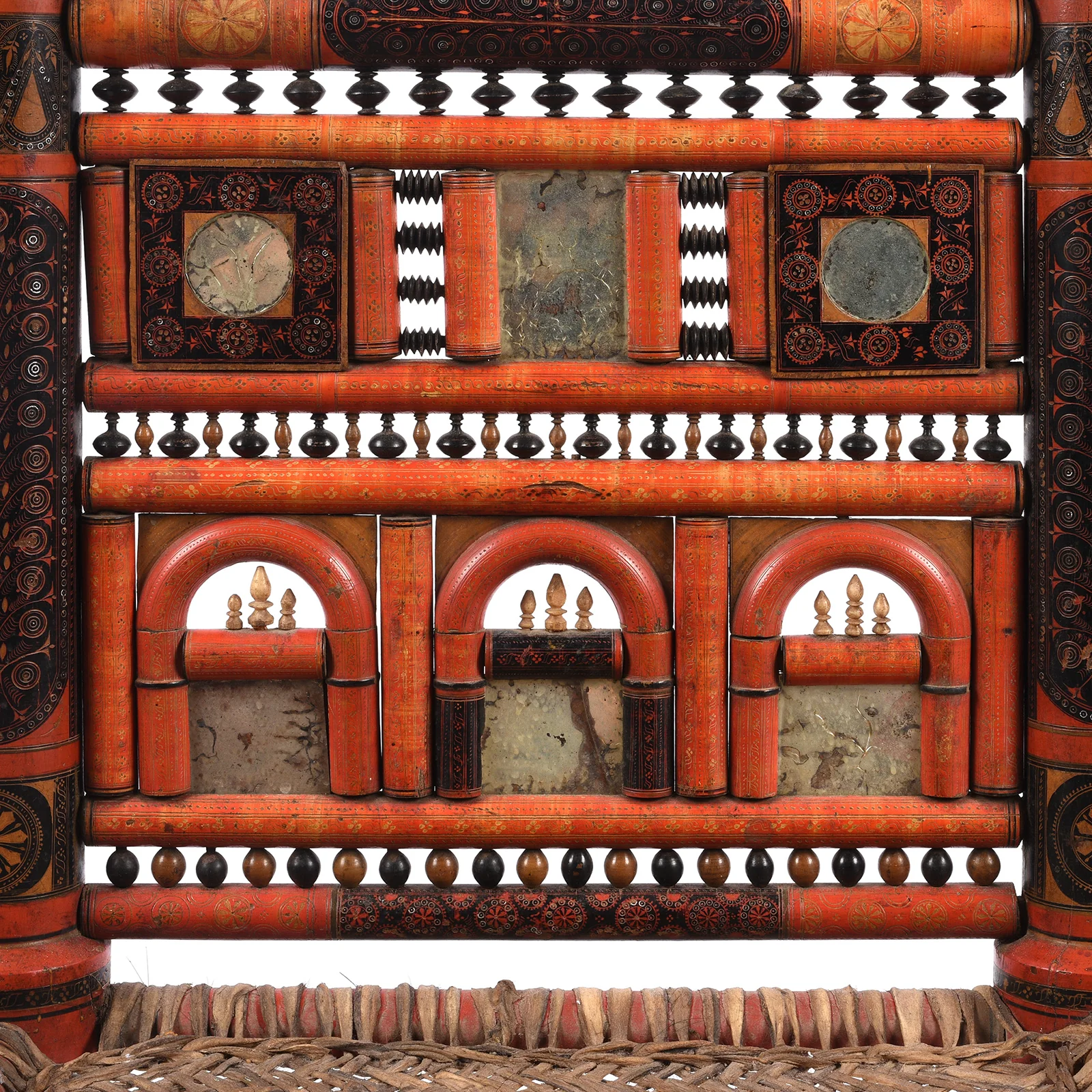 Scratchwork Lacquer Pidha Chair from Punjab - Ca 1900 - Image 4