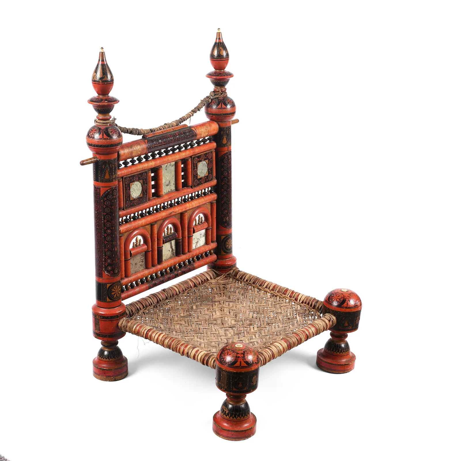 Scratchwork Lacquer Pidha Chair from Punjab - Ca 1900 - Image 5