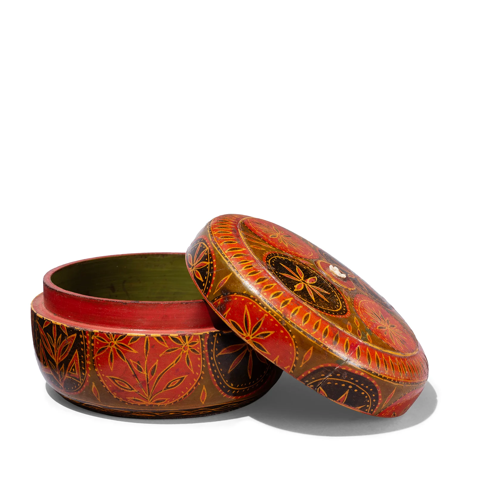 Scratchwork Lacquer Pot From Barmer - Late 19th Century - Image 3