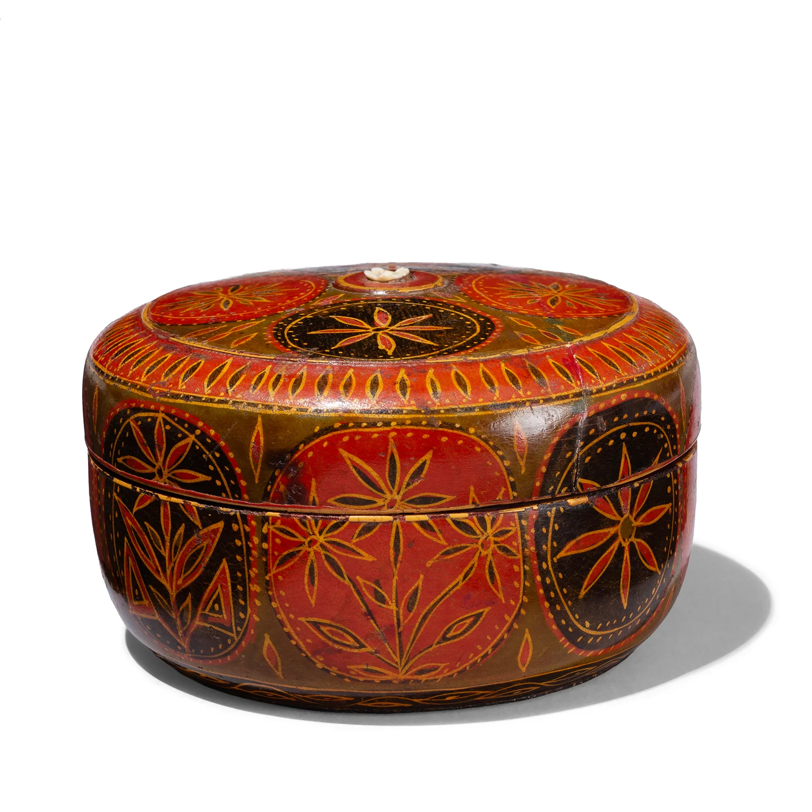 Scratchwork Lacquer Pot From Barmer - Late 19th Century - Image 7