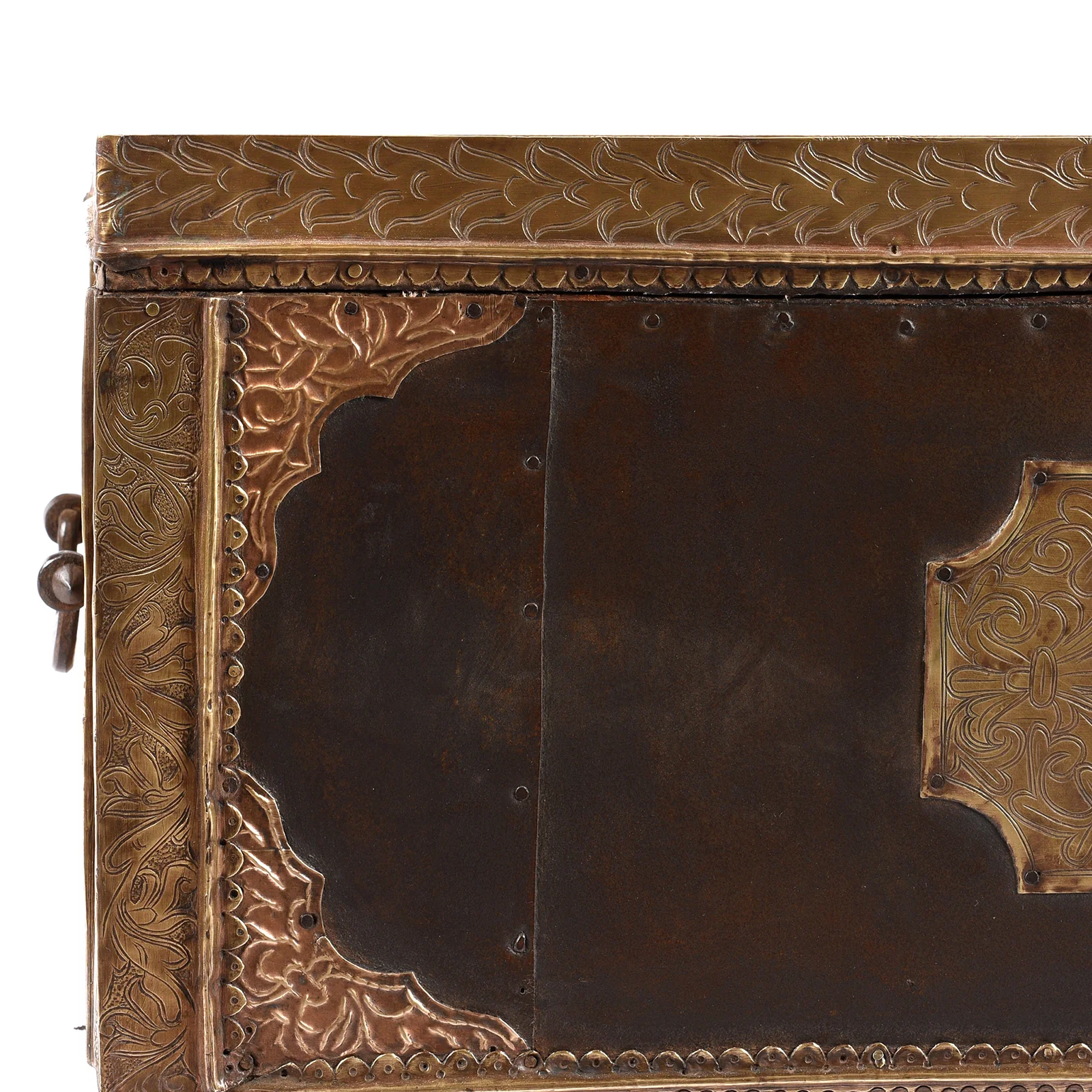 Brass & Iron Trousseau Box From Shekhawati - 19th Century - Image 6