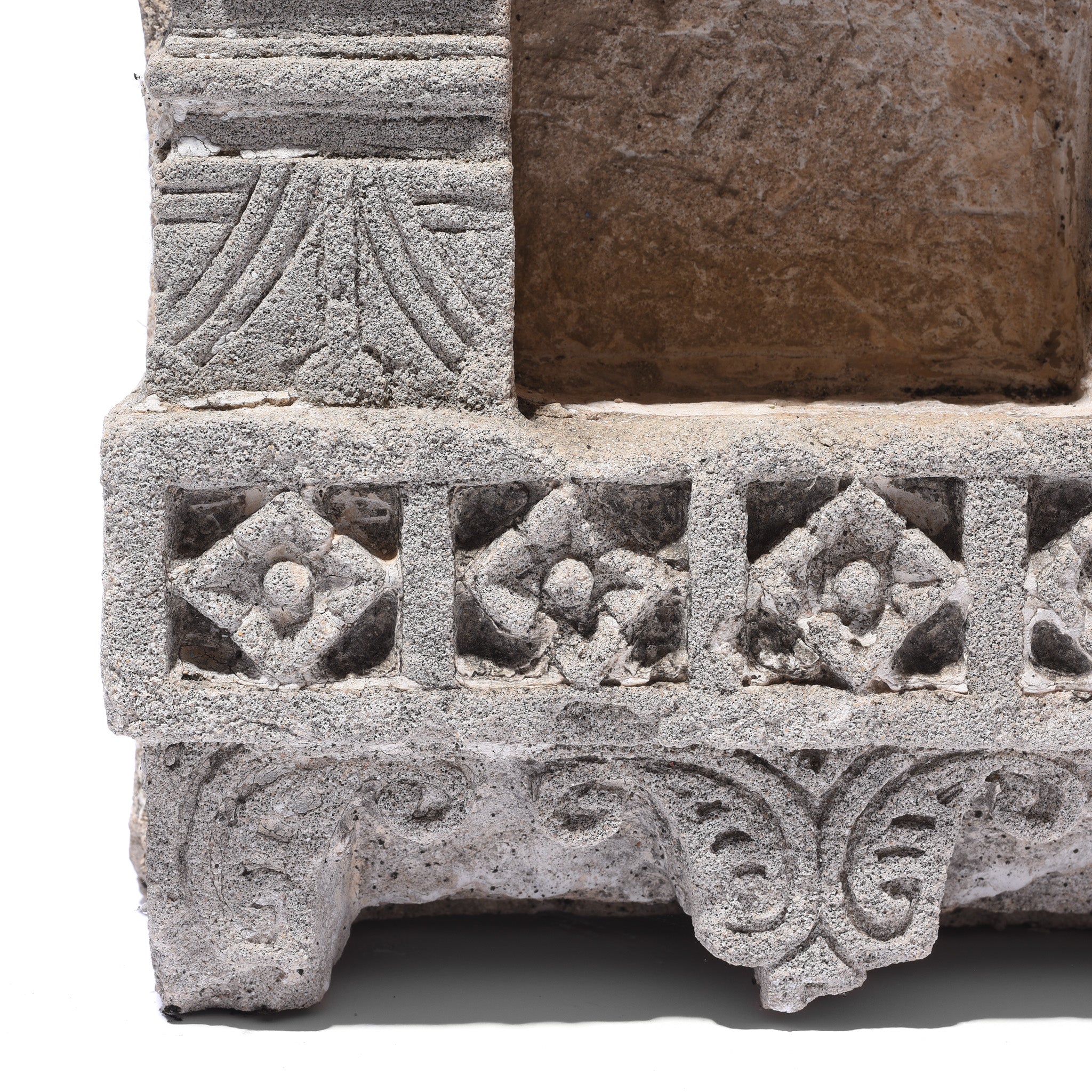 Stone Lamp Niche From Gujarat - 19th Century - Image 4
