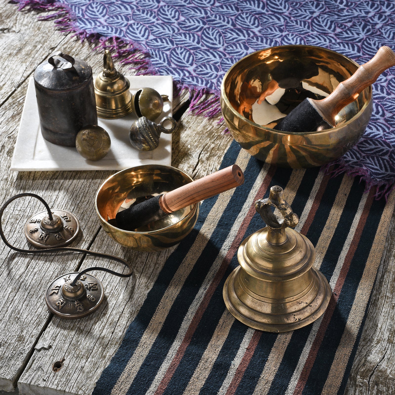 Tibetan Singing Bowl - 30cm - Image 6
