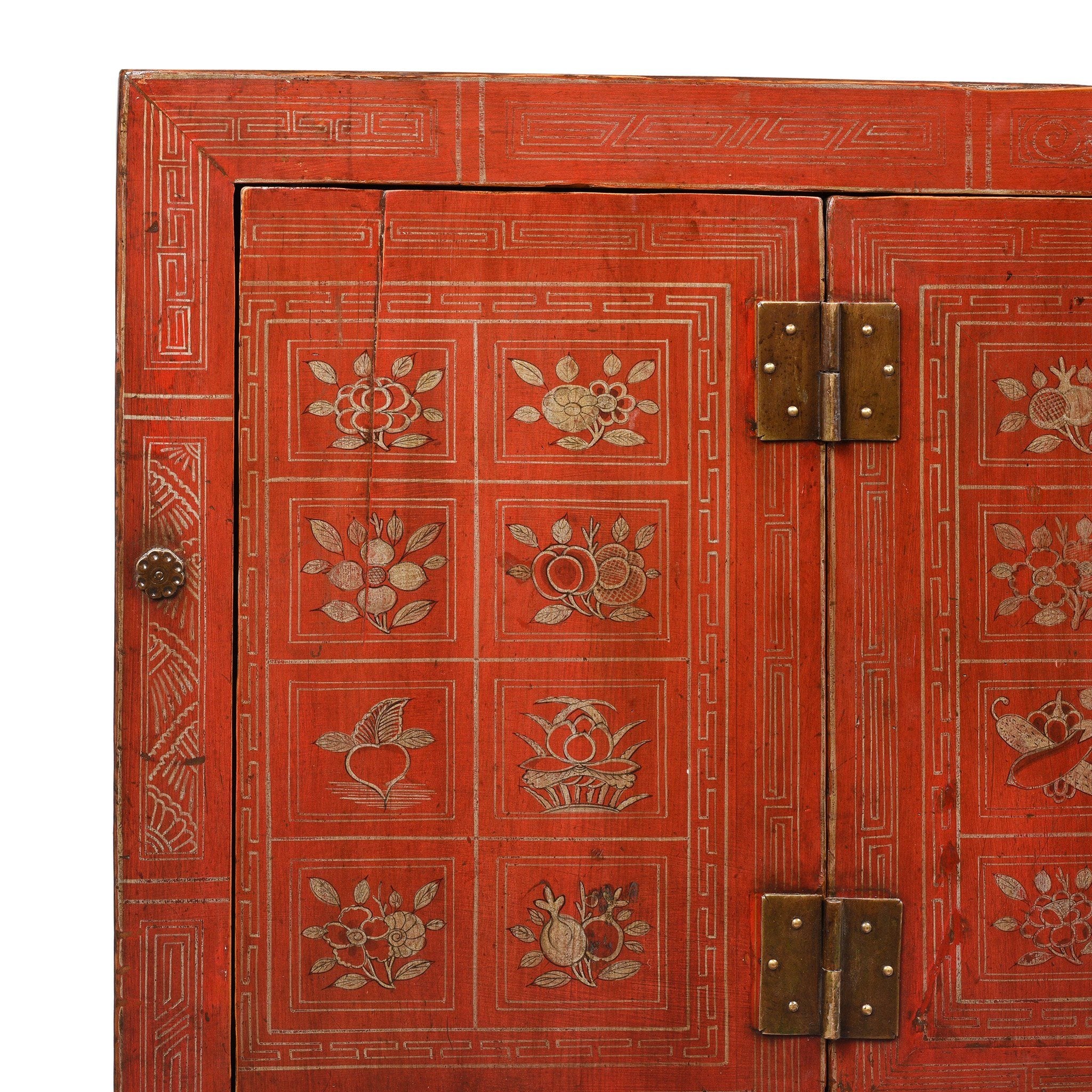 Vintage Red Lacquer Dongbei Sideboard - Ca 1920 - Image 8