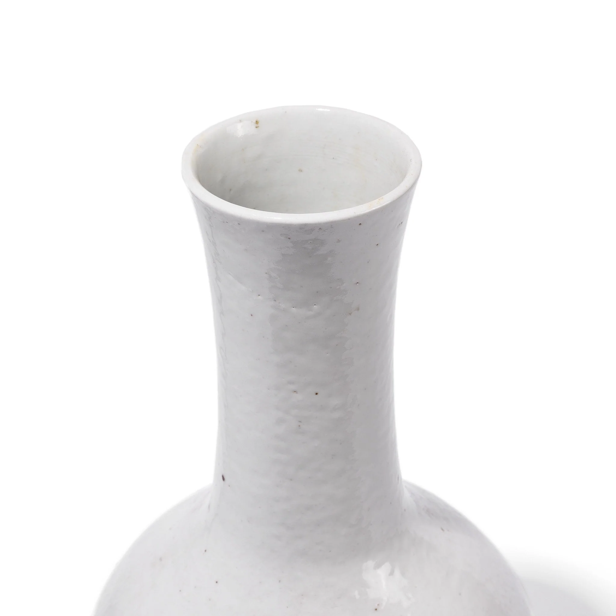 White Glazed Porcelain Yaolingzun Vase - Image 3