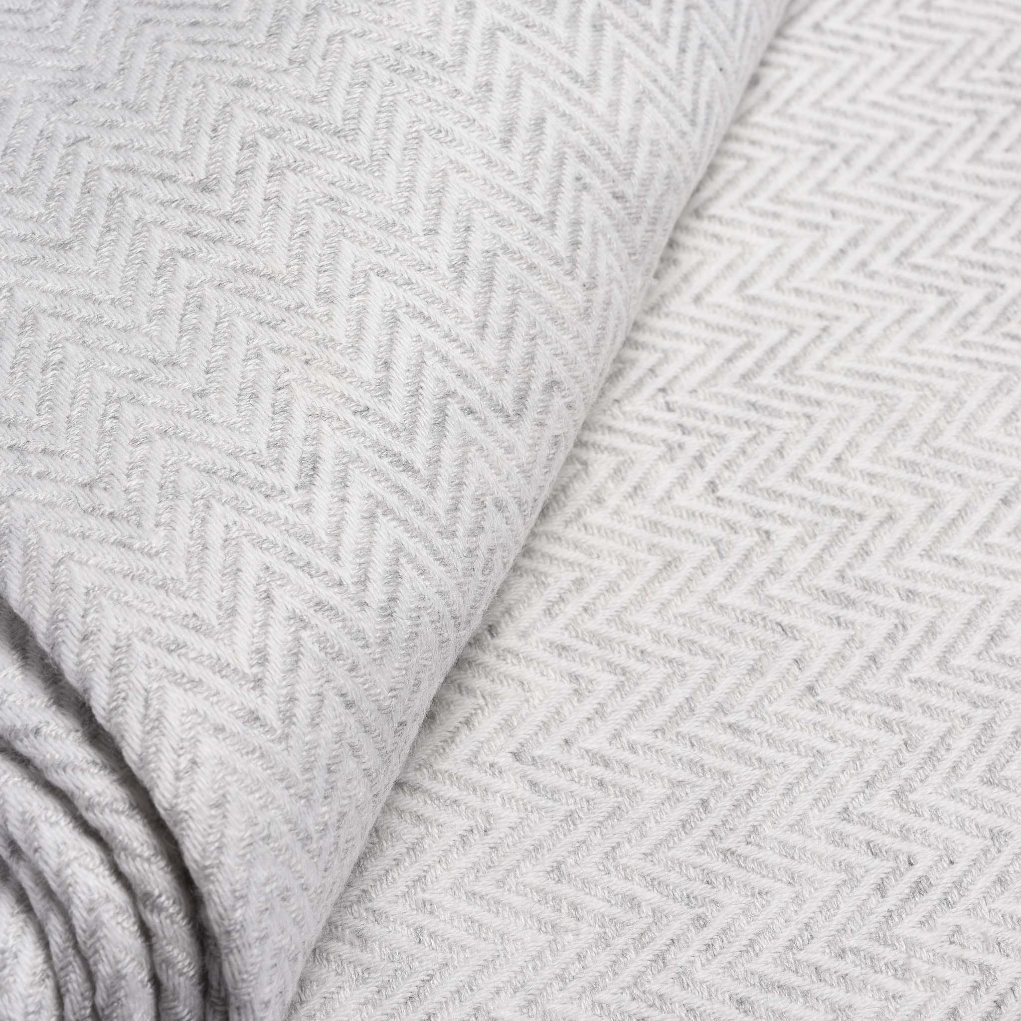 Wool Zig Zag Throw from Kashmir - Image 3